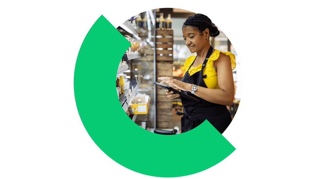 Un director de empresa utiliza GoTo Connect para agilizar las interacciones con los clientes e impulsar la transparencia del equipo a través de una plataforma de comunicación unificada.