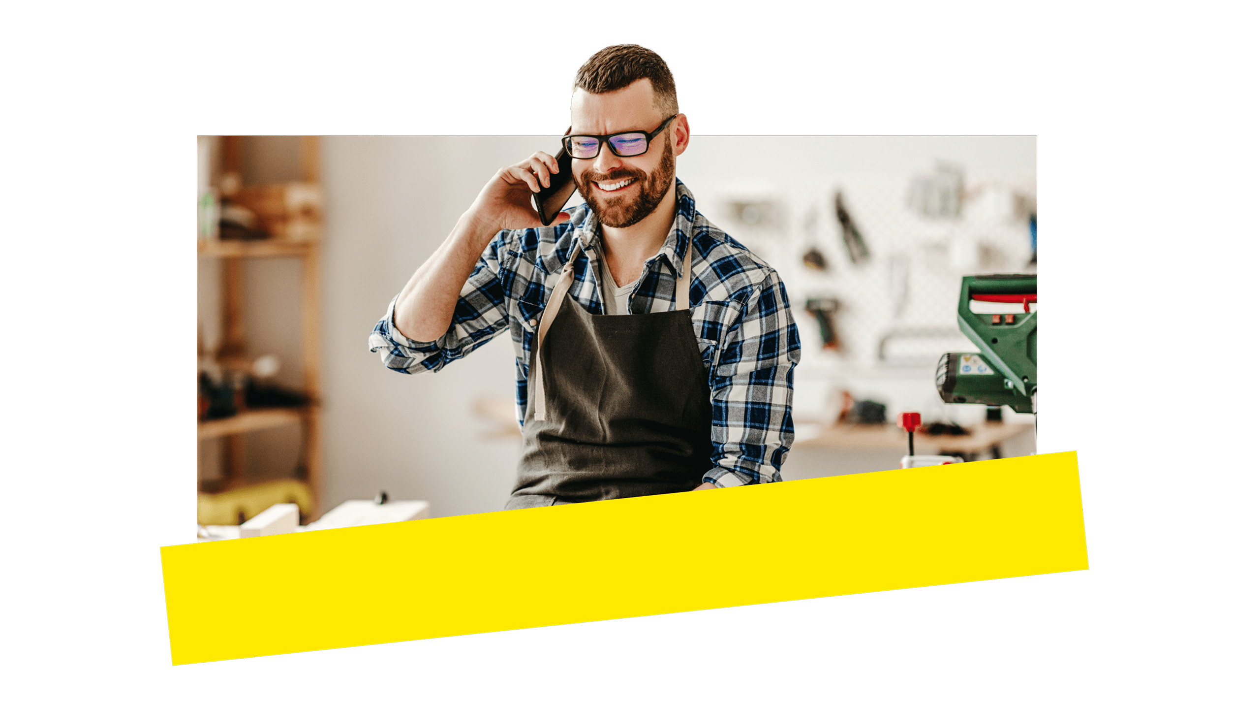 GoTo Connect CX offre agli utenti la possibilità di lavorare in modo semplice tramite telefono, chat web, SMS e altro ancora.