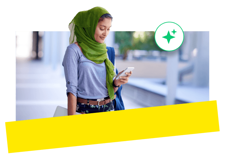 Een student geniet van effectief leren met de AI-ondersteunde communicatiefuncties van GoTo Connect.